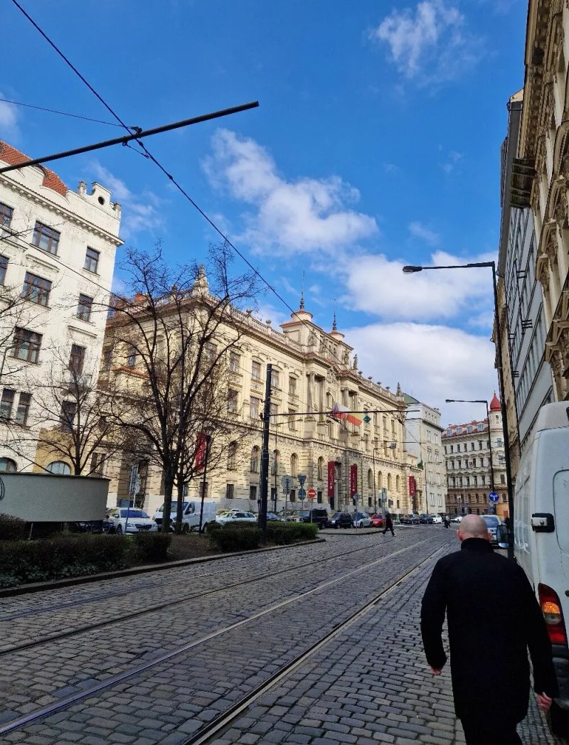 991/13 Senovazne Namesti Building