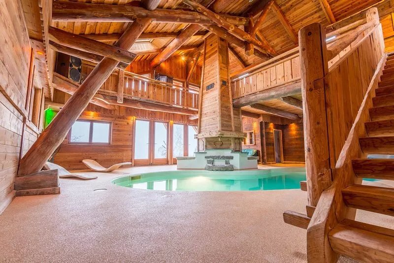 La fuste de Sertigoutte, log chalet, kota-sauna and pool access for 5