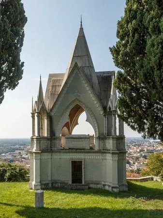 Grave of the Dog