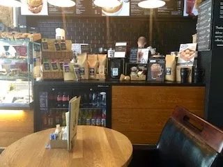 Dnisi Shawlands