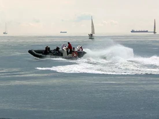 Riby. Pl - Speedboat Tours