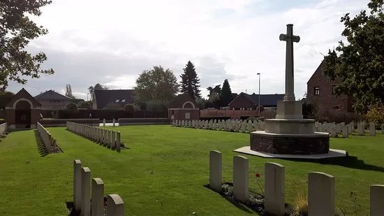 Geel War Cemetery