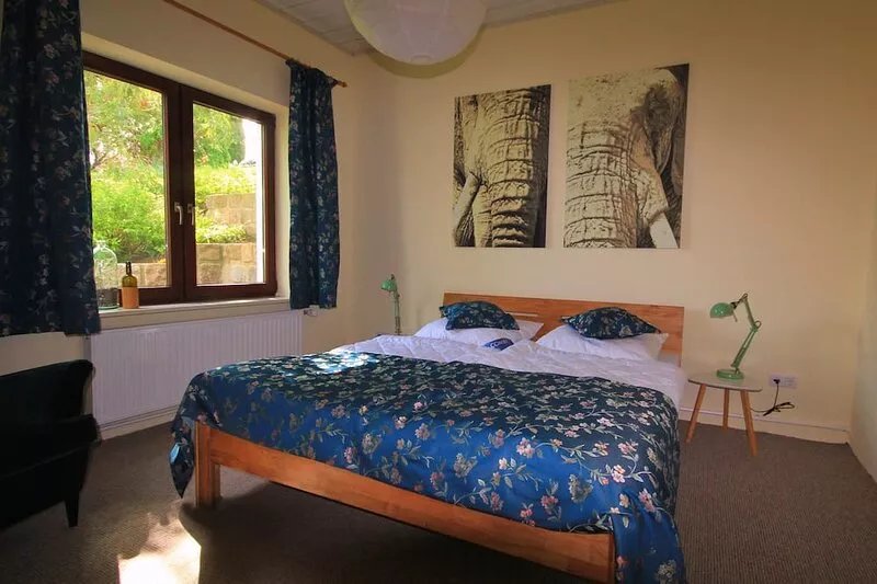 Cozy, 2018 newly furnished apartment in the green east of Hamburg.