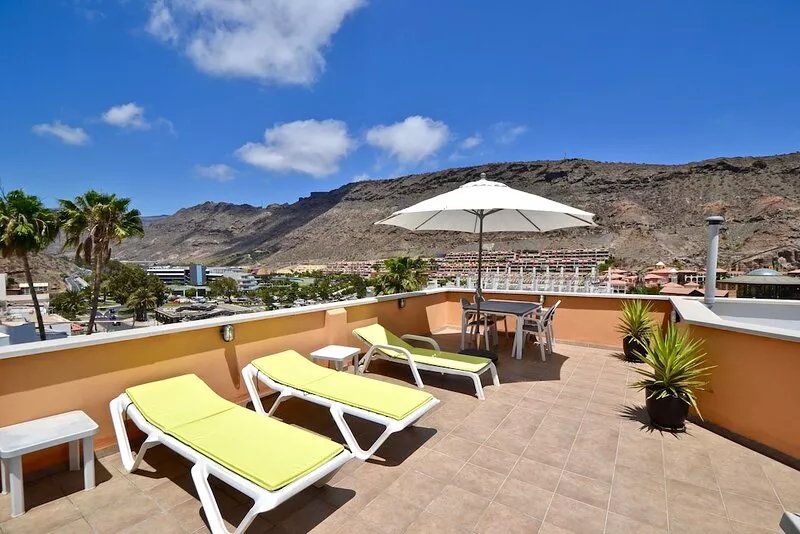 Modern apartment with Private roof terrace with seaview