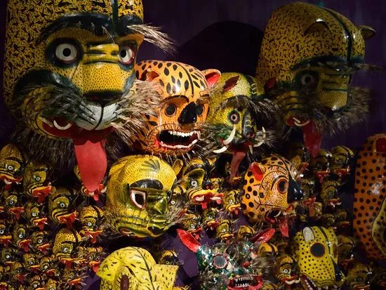 Musee d'Arts Africains, Oceaniens, Amerindiens (MAAOA)