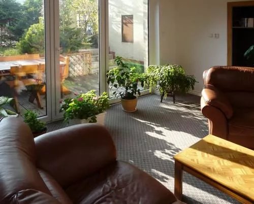Private Inn Guesthouse