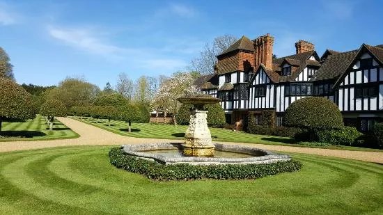 Ascott House and Gardens