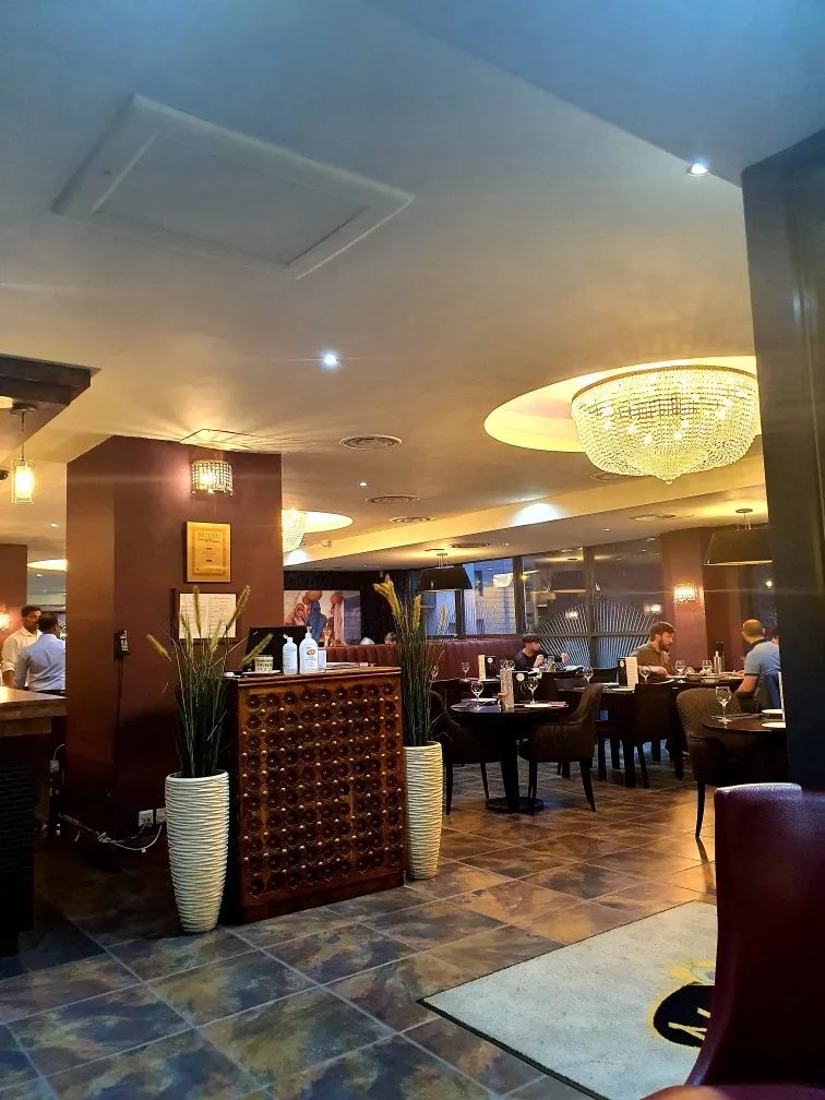 Spice Lounge Bar & Grill