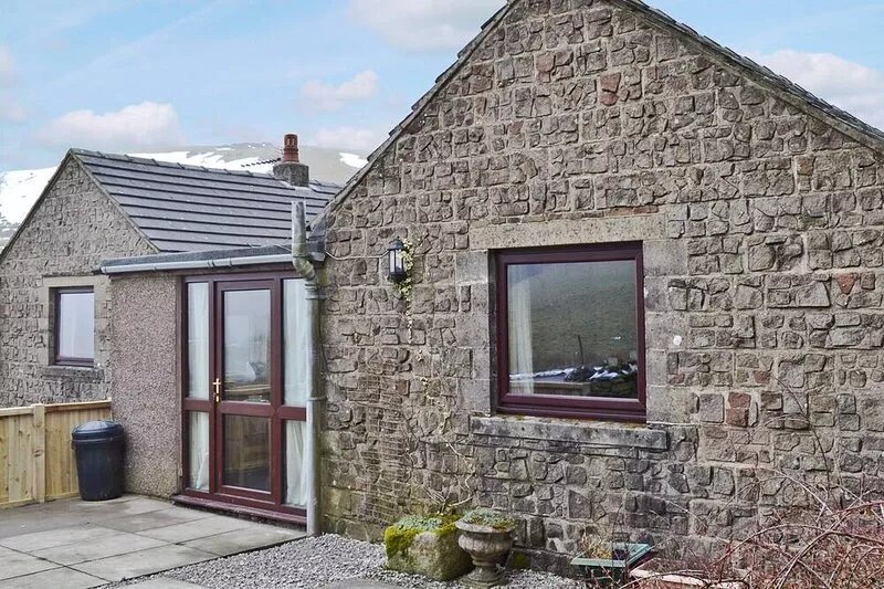 A beautiful bungalow surrounded by countryside, a perfect retreat for lovers of