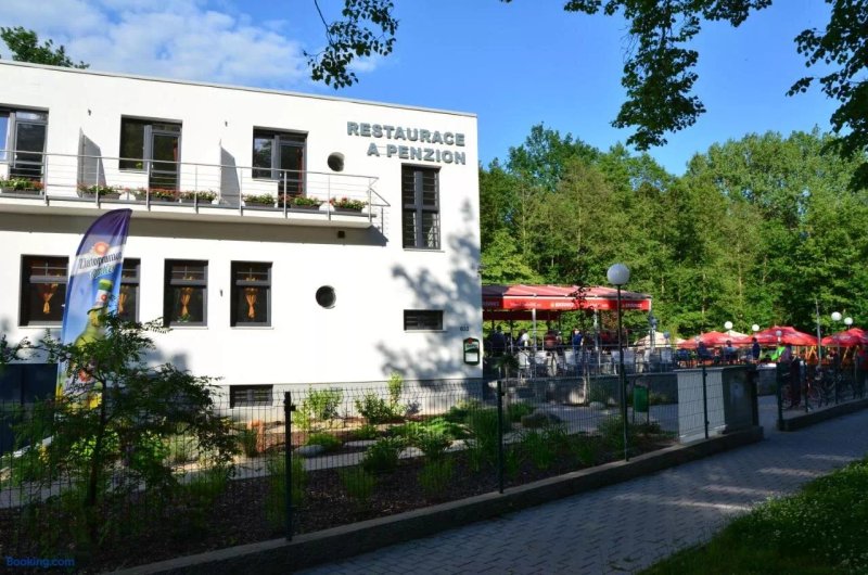 Restaurace A Penzion Zdena Bouda
