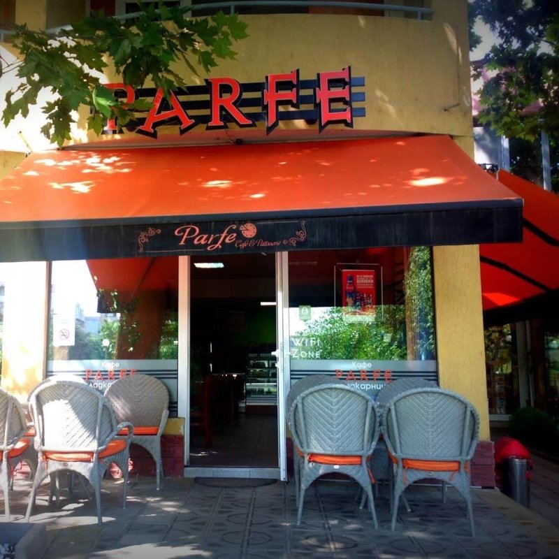 Cafe & Patisserie PARFE