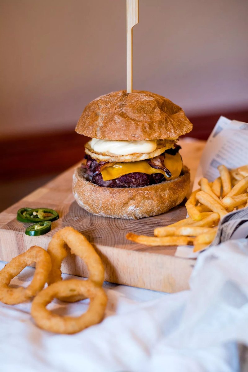 Billiard Burger