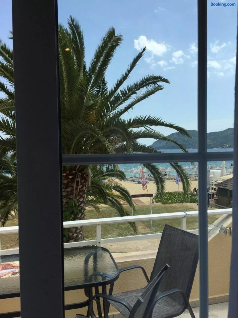 Marinis Boutique Hotel