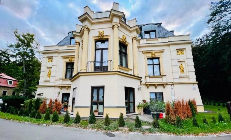 Villa Hirsch