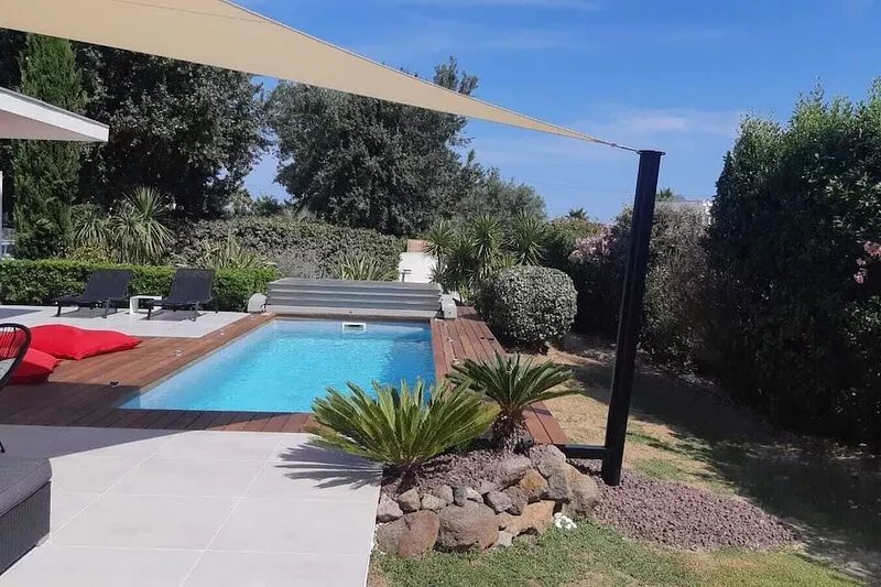 Cap d'Agde very beautiful villa 450m from the beach, 8 people, swimming pool