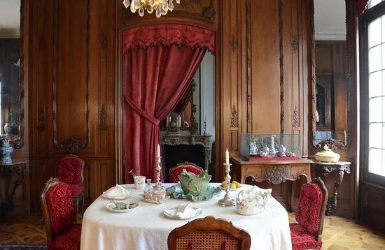 Musee Grobet-Labadie