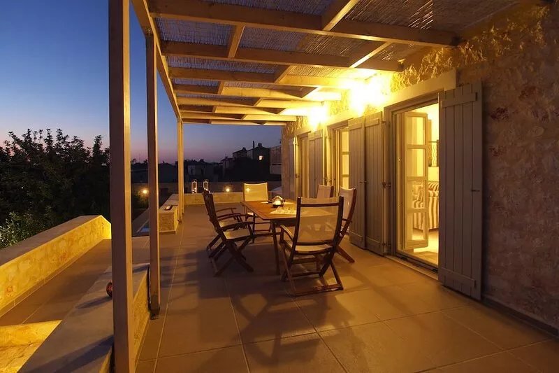 A Lovely Light And Airy New Built Villa For 10, With Private Pool