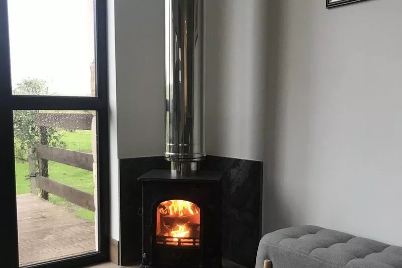 Country living close to Glasgow and Edinburgh, golf course in the village