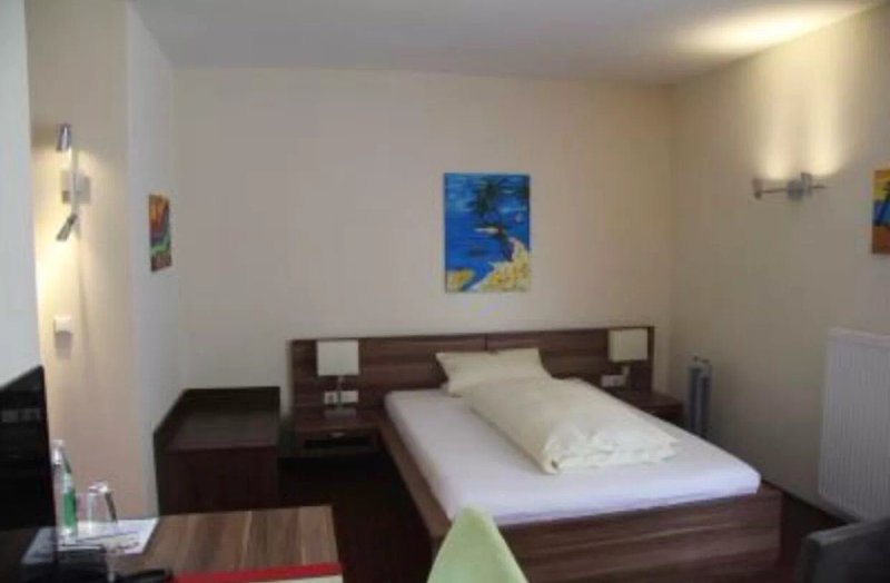 Atrium Garni, Hotel und Weinhandlung