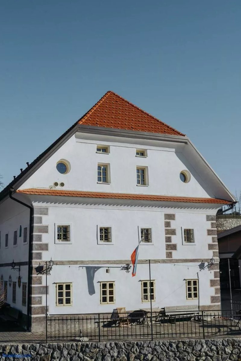 Apartments Mozinetova Hisa