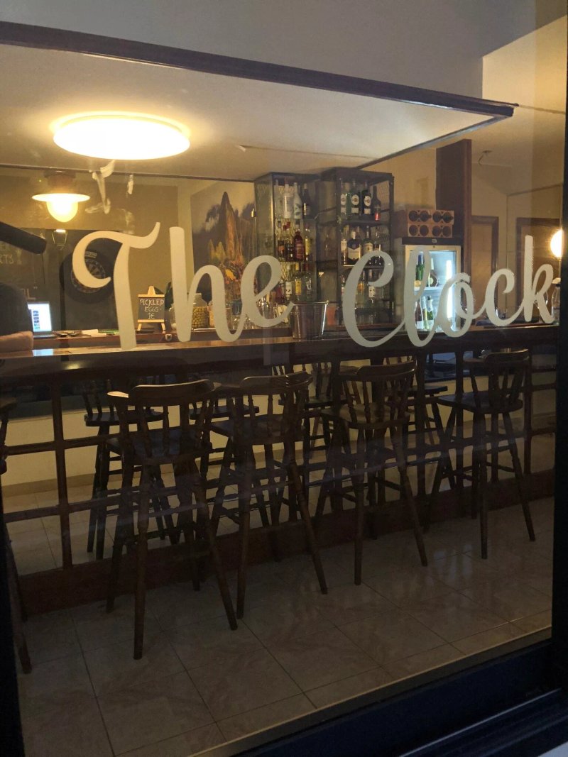 The Clock - Bar