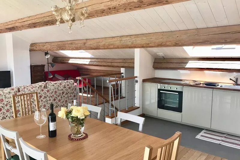 Apartment Dora, 300 meters from the sea in a completely renovated farmhouse