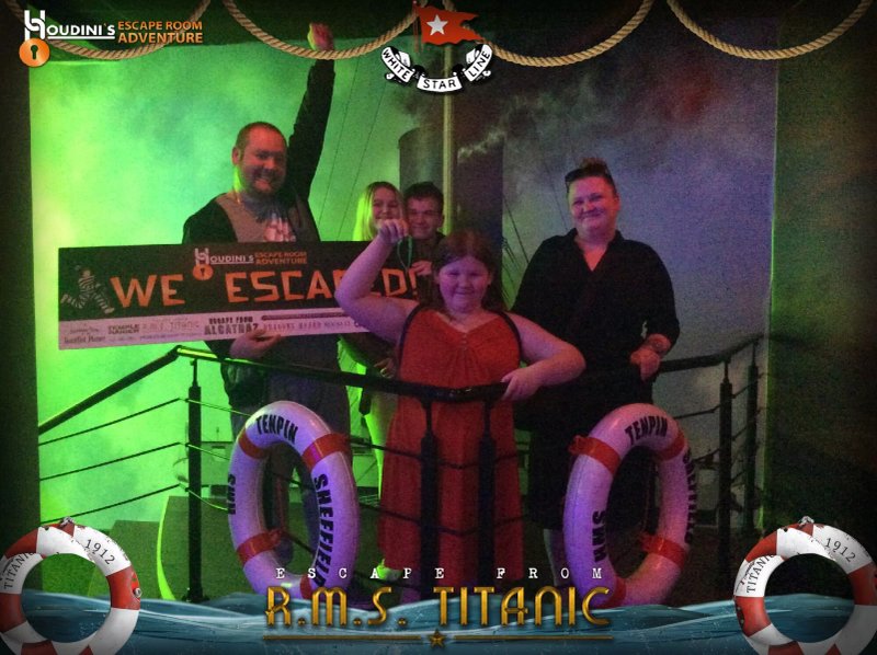 Houdini's Escape Room Experience - Sheffield