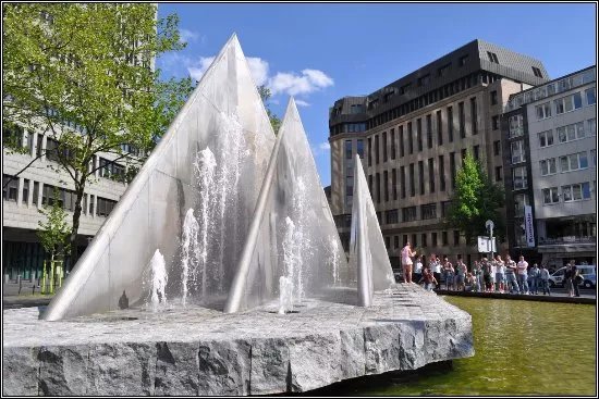 Mackbrunnen