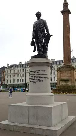 Field Marshall Lord Clyde Statue