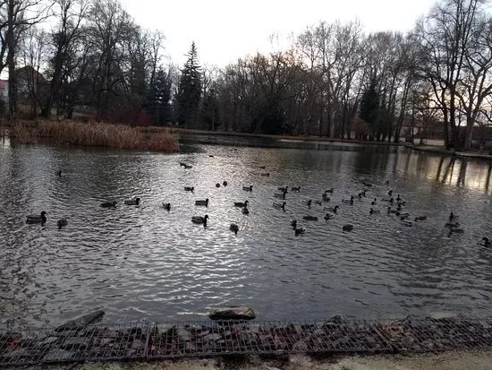 Tovarniky Chateau and Park