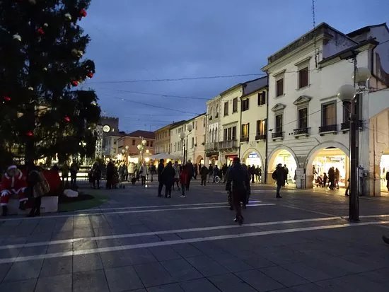 Piazza Ferretto