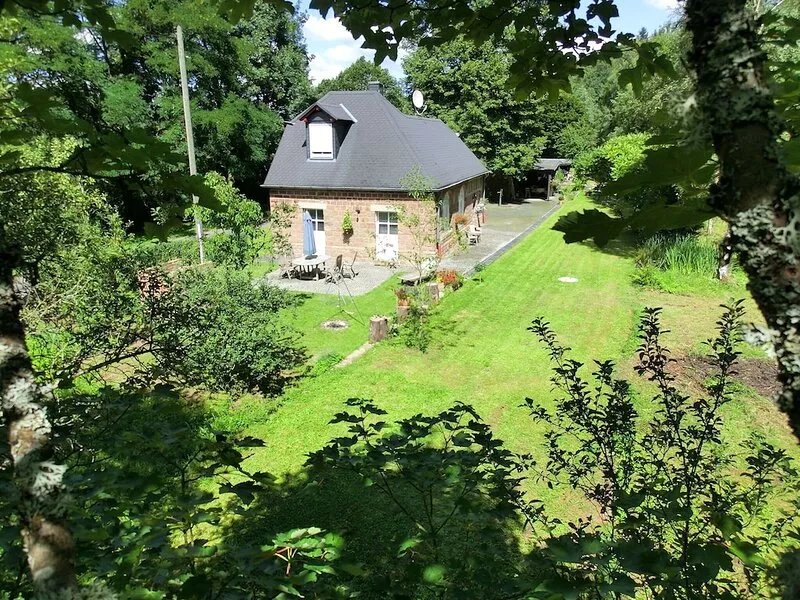 Exclusively renovated historical BAHNHOFSBAUDE with terrace, garden etc.