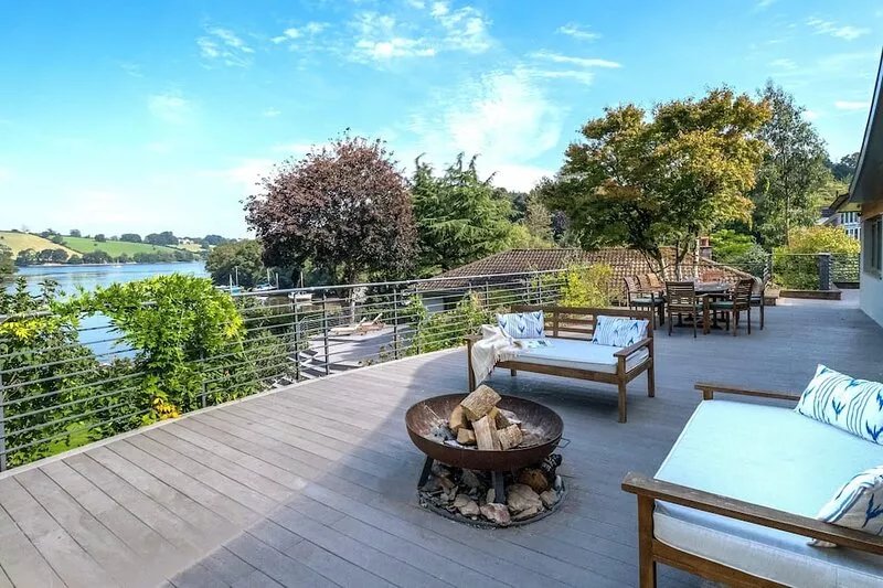 Waterside house near Dartmouth with pool, hot tub and dock