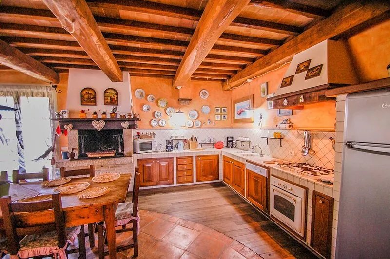 Typical stone villa with private pool, air conditioning 3km village