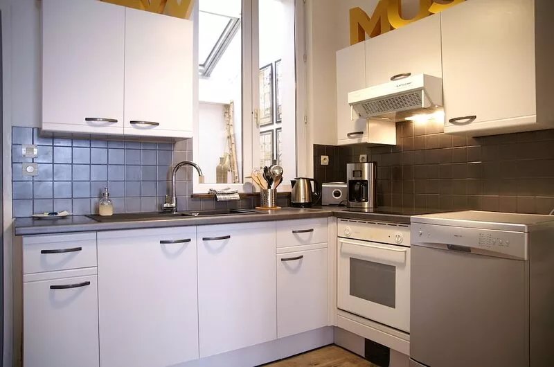 The Cordeliers / Duplex for 4 / Hyper Center!