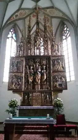 Pfarrkirche "St. Remigius"