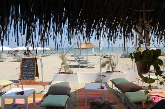 Scuola Windsurfing Bora Beach