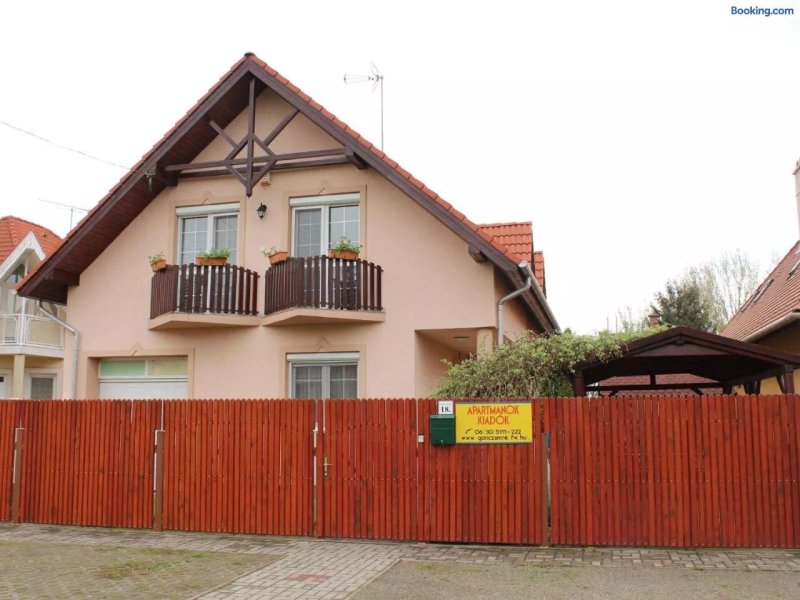 Imre Apartman