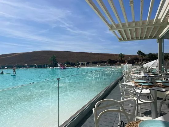 Alcazaba Lagoon
