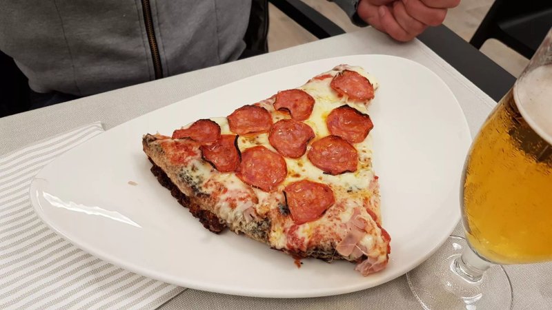 Pizzeria La Favola