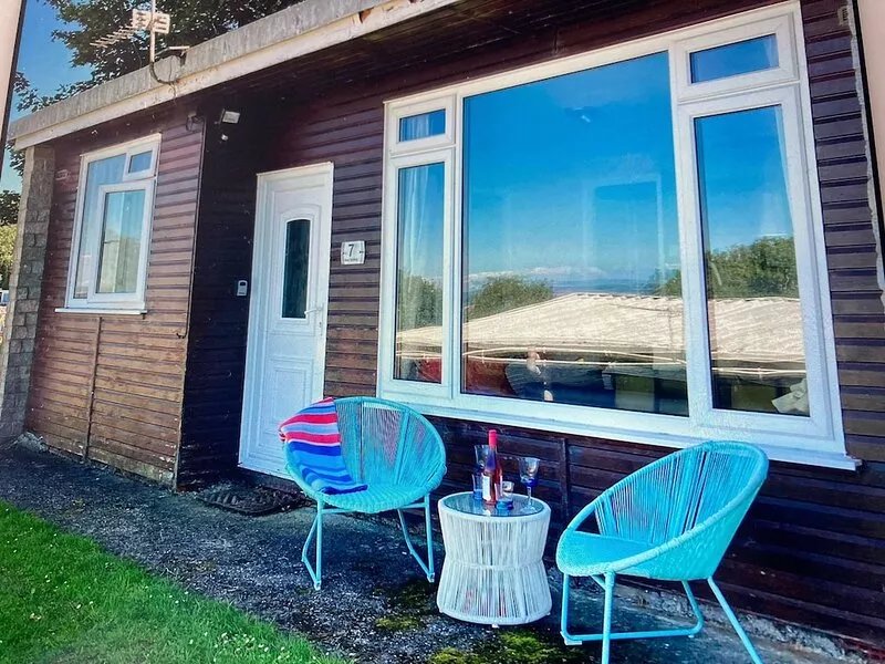 Sea Valley Chalet, Bideford Bay