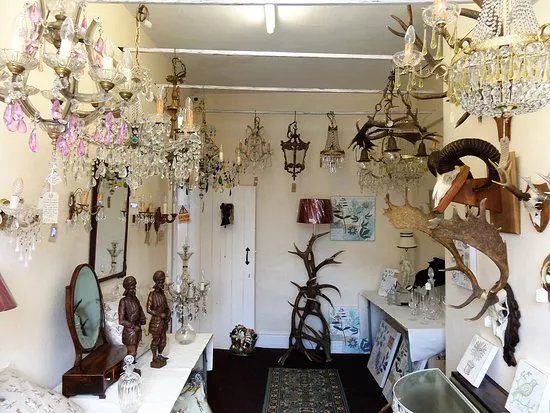 Burgh Antique & Collector’s Centre