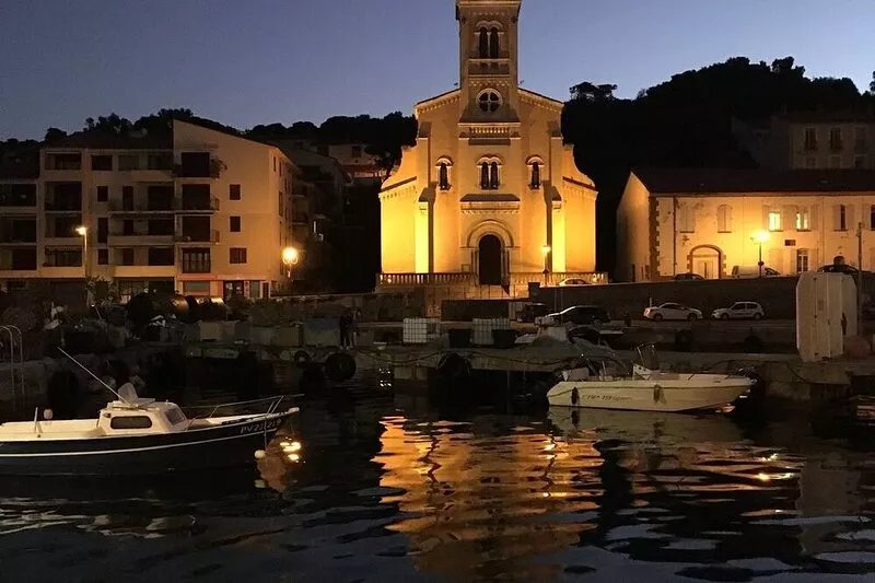 2 Terrasses entre Mer et Montagne T2 52m2 air-conditioned with WiFi. Rated 3 ⭐️