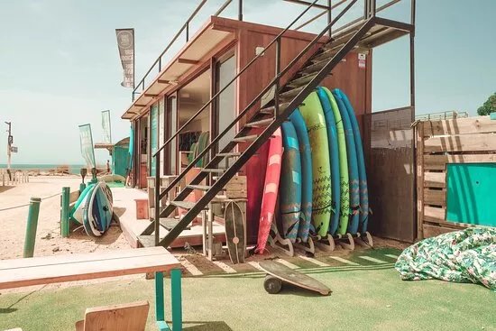 TAKE Surf School , Escuela de Surf El Palmar