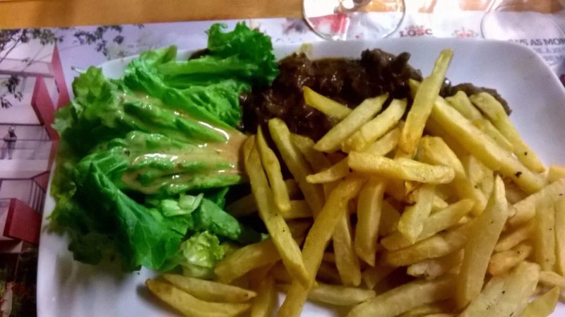 L'Embuscade Cafe Brasserie