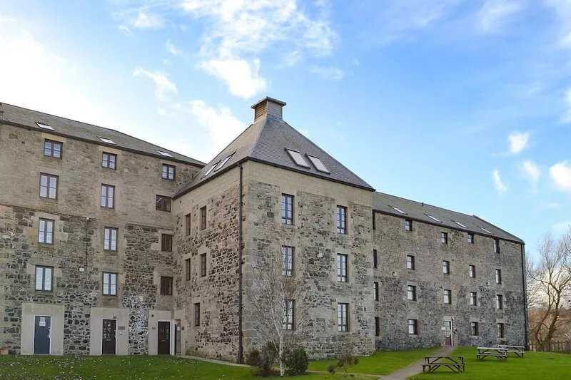 Modern apartment with stunning views over to Budle Bay and Holy Island.