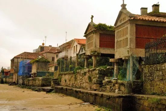 Los horreos de Combarro