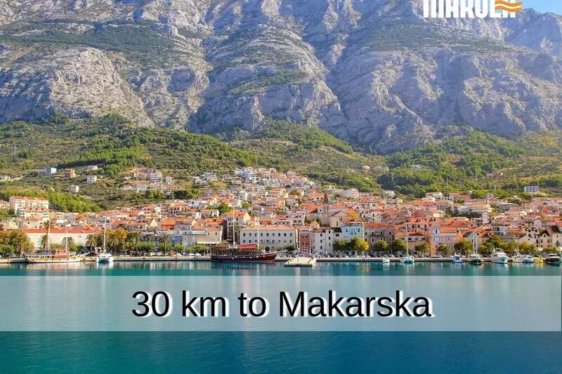 ☼New & sunny apartment with balcony, parking space, bicycles & 3 min to beach☼