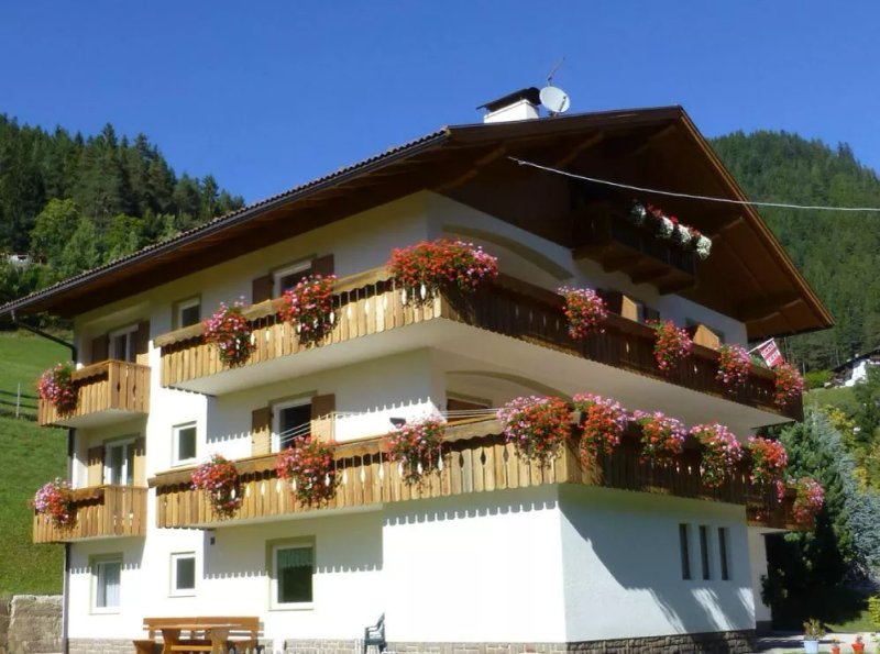 Haus Arnika