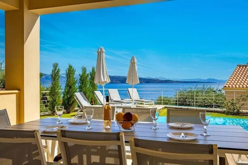 Villa Odysseus - Four Bedroom Villa, Sleeps 8